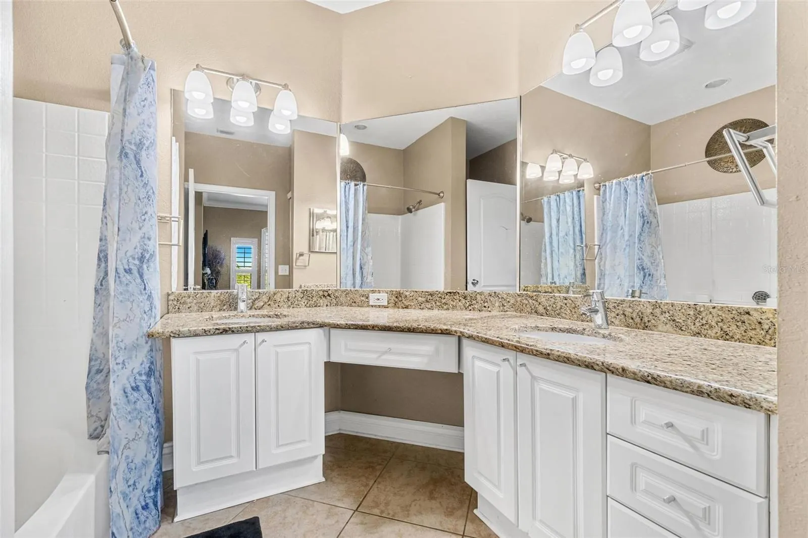 2717 VIA CIPRIANI #631A, #631A