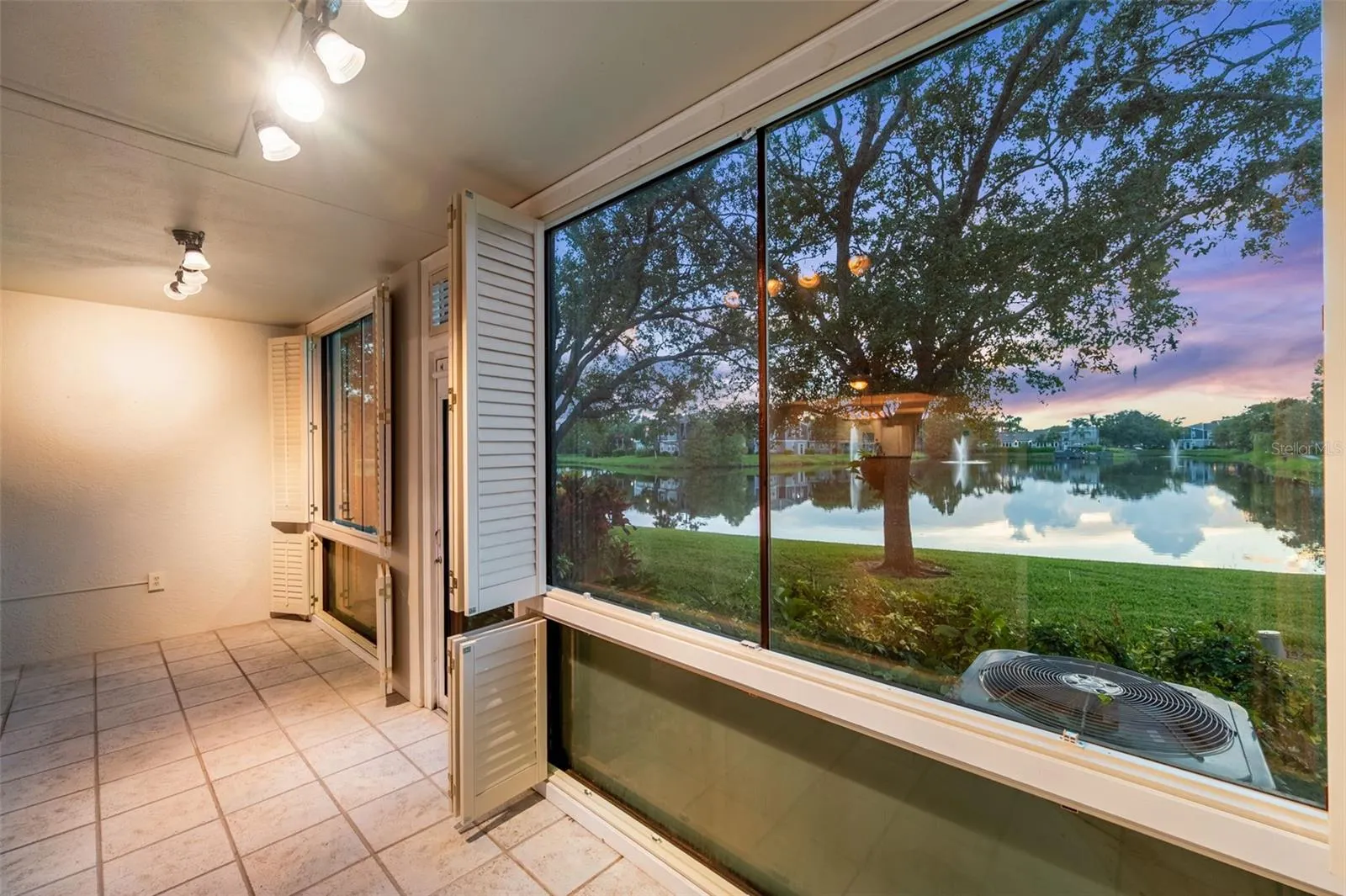 13734 MARSEILLES CT