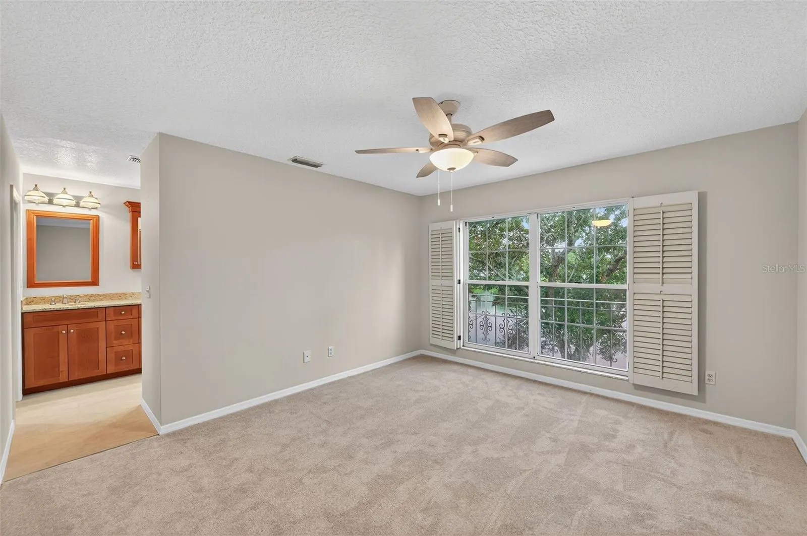 13734 MARSEILLES CT