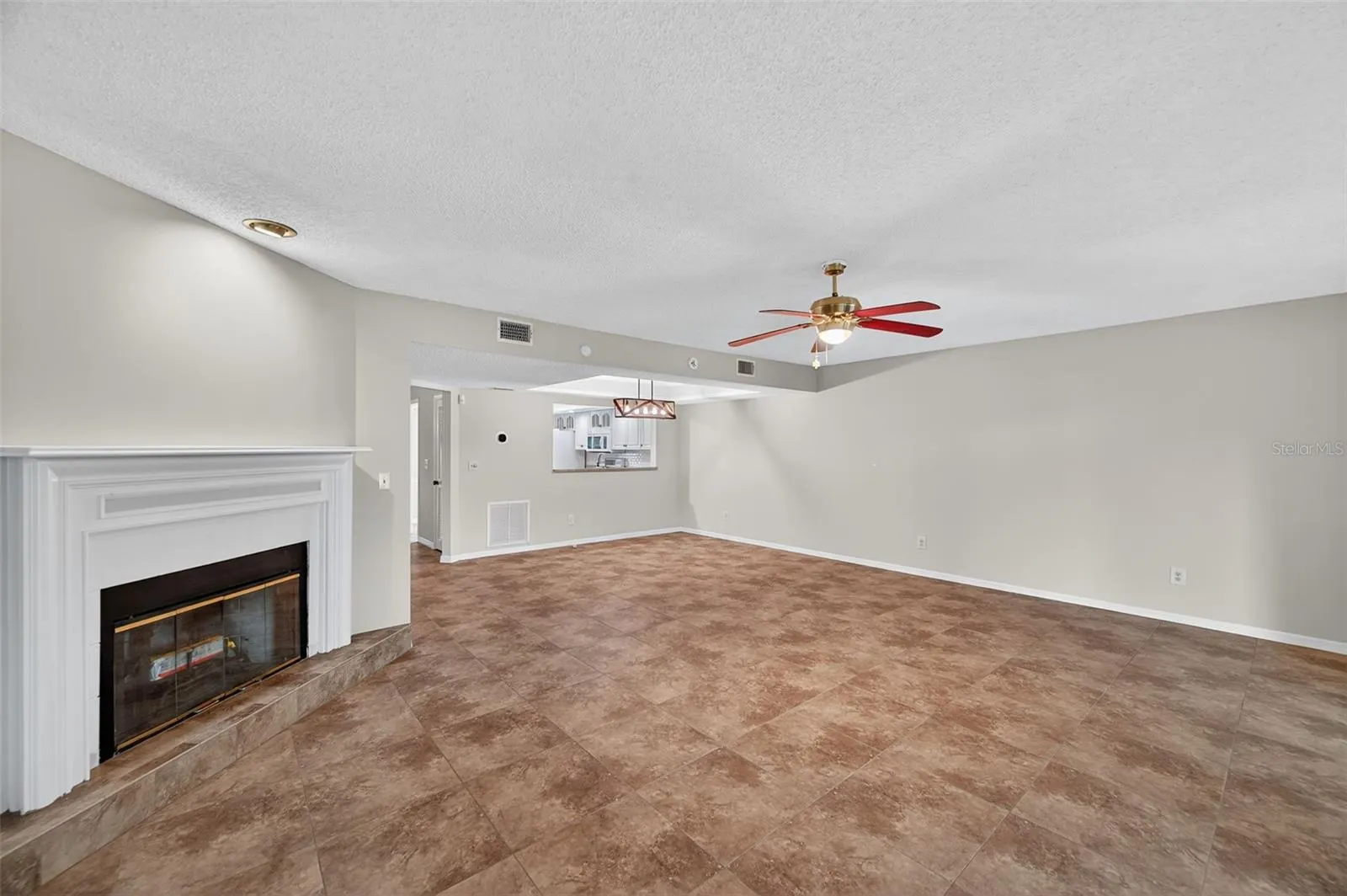 13734 MARSEILLES CT