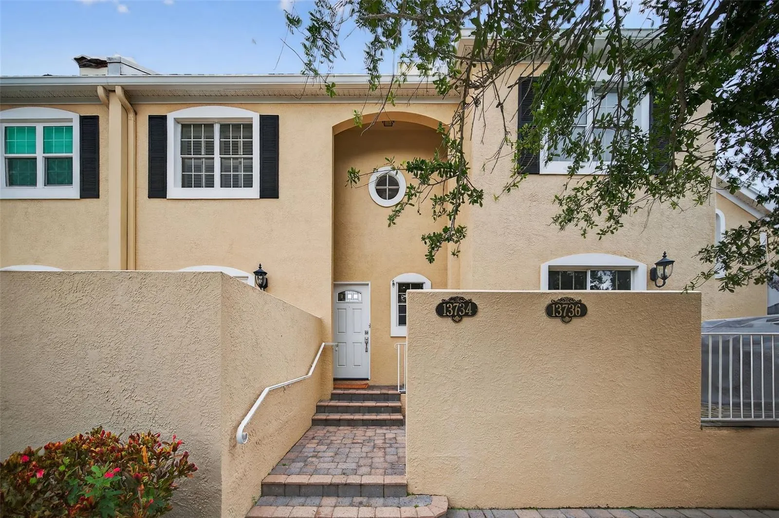13734 MARSEILLES CT