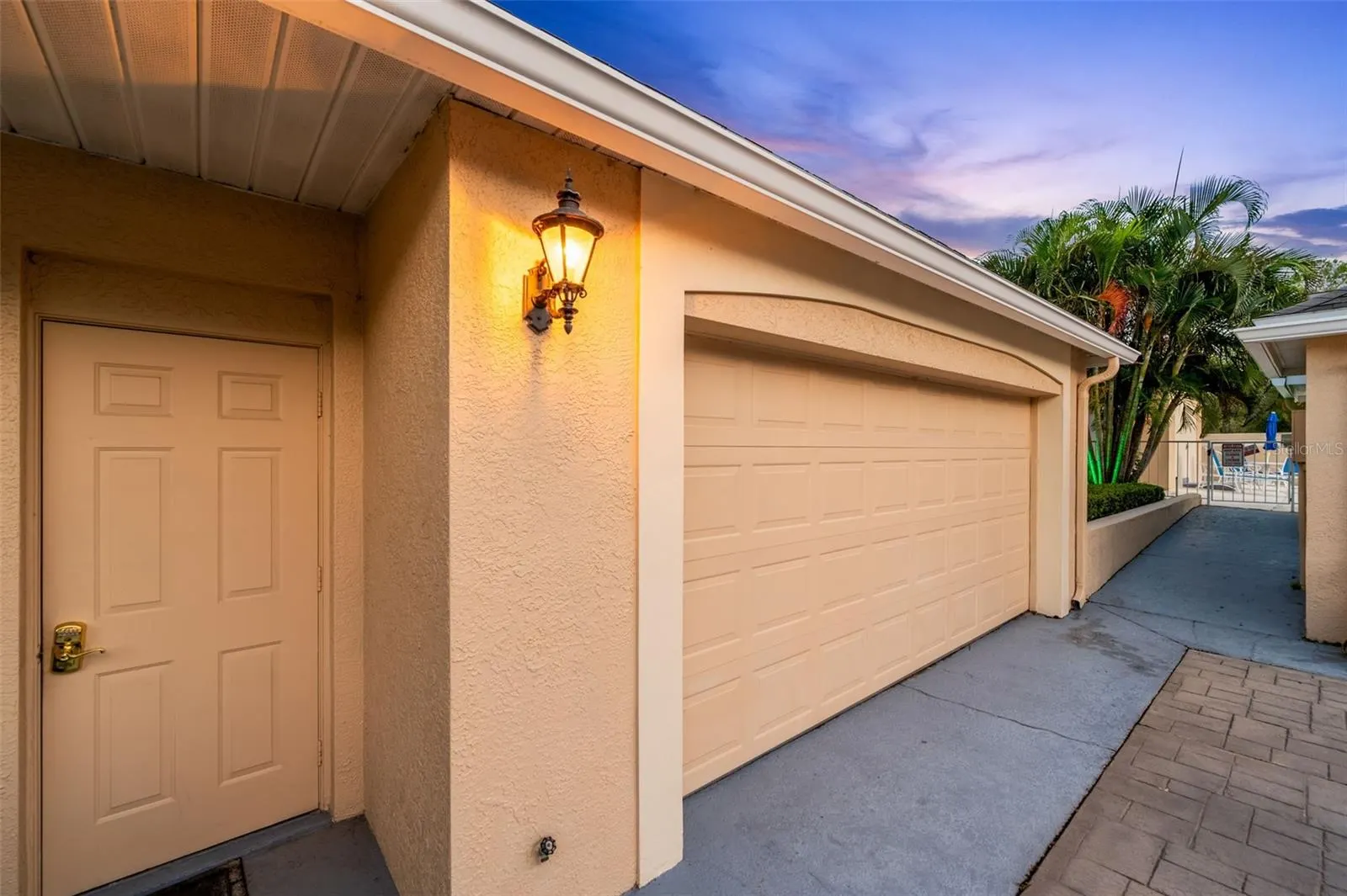 13734 MARSEILLES CT