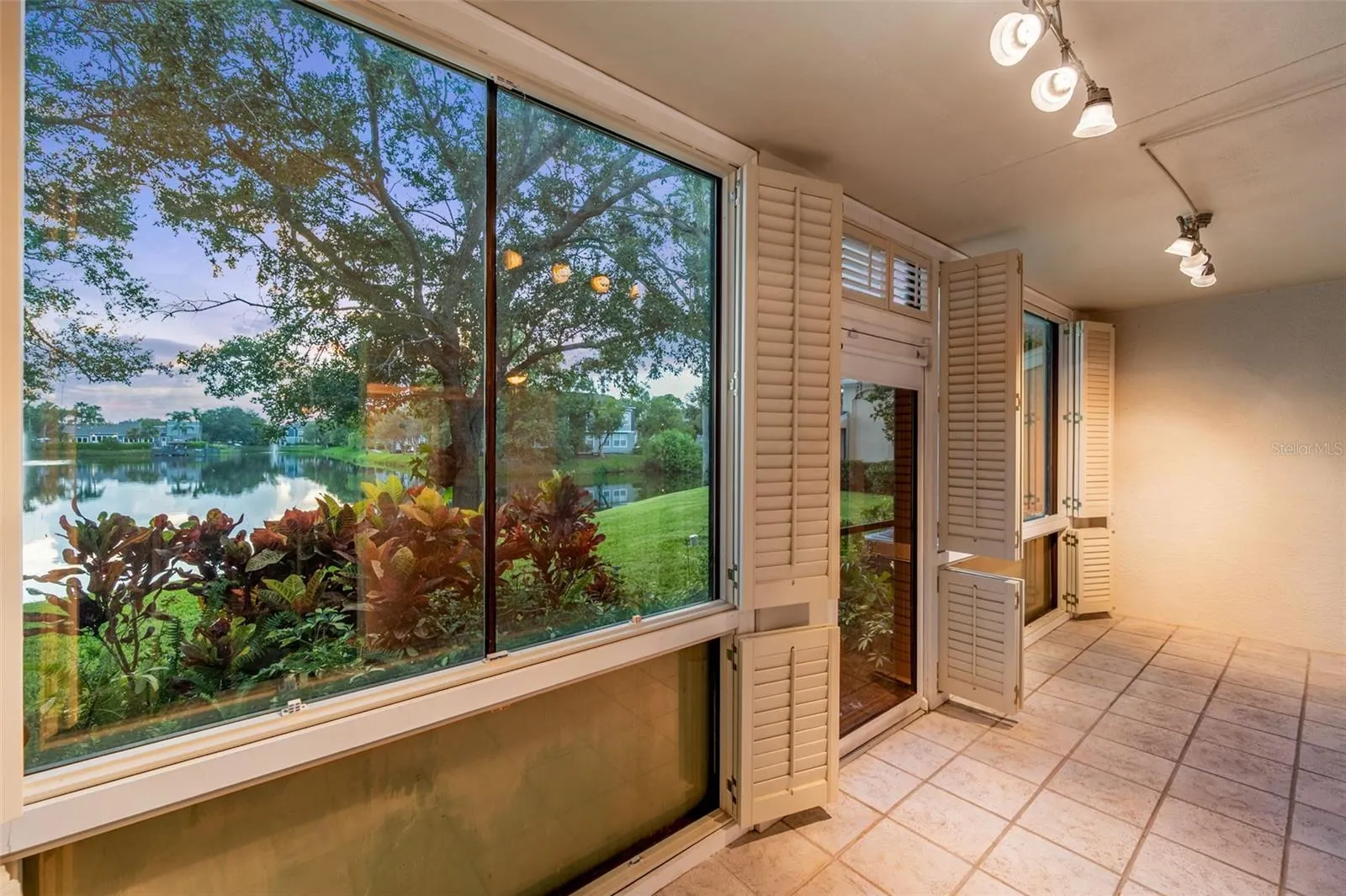 13734 MARSEILLES CT
