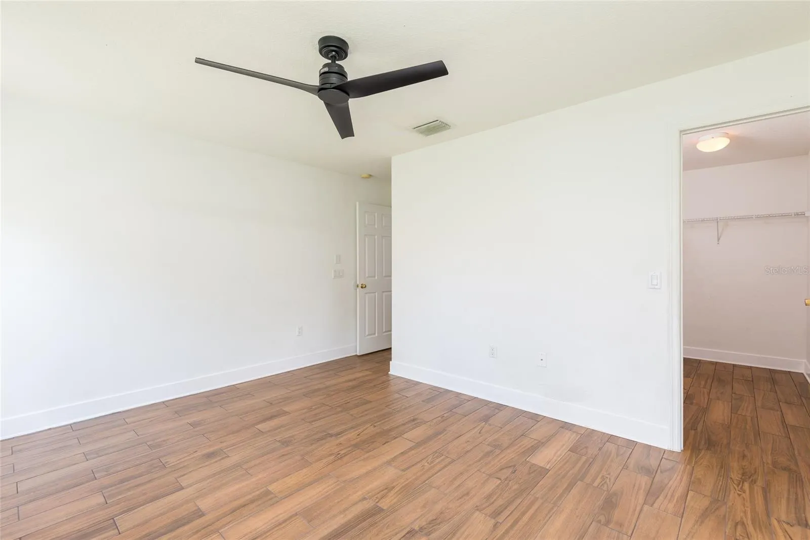 11813 PRICKLY PEAR WAY