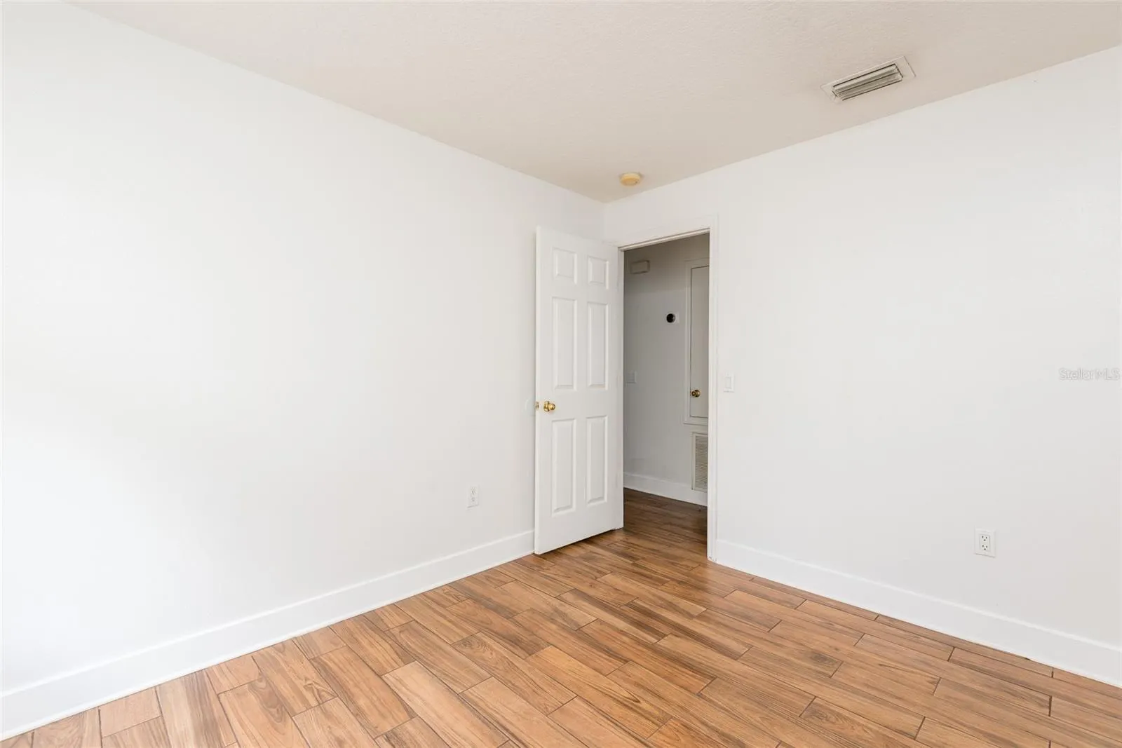 11813 PRICKLY PEAR WAY