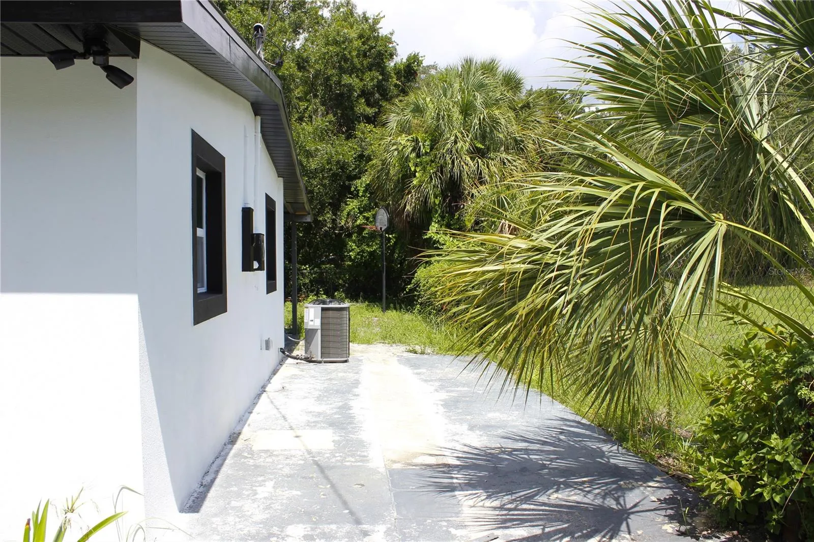 1109 N OBRIEN ST