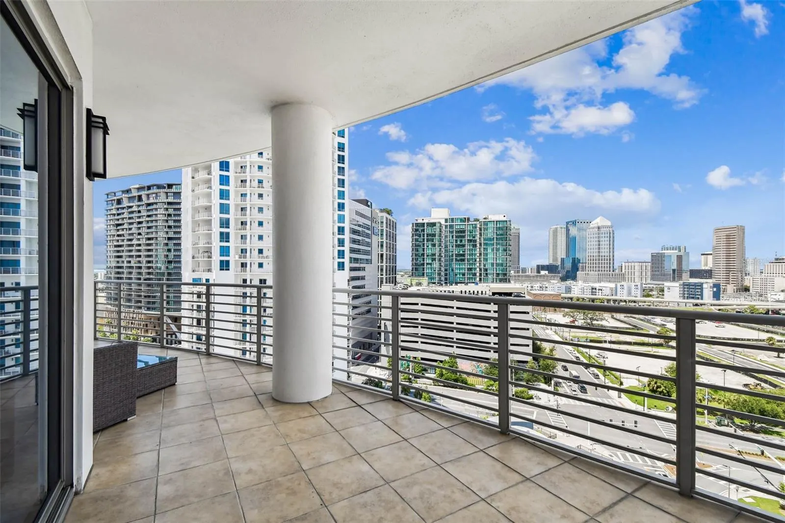 1209 E CUMBERLAND AVE #1502, #1502