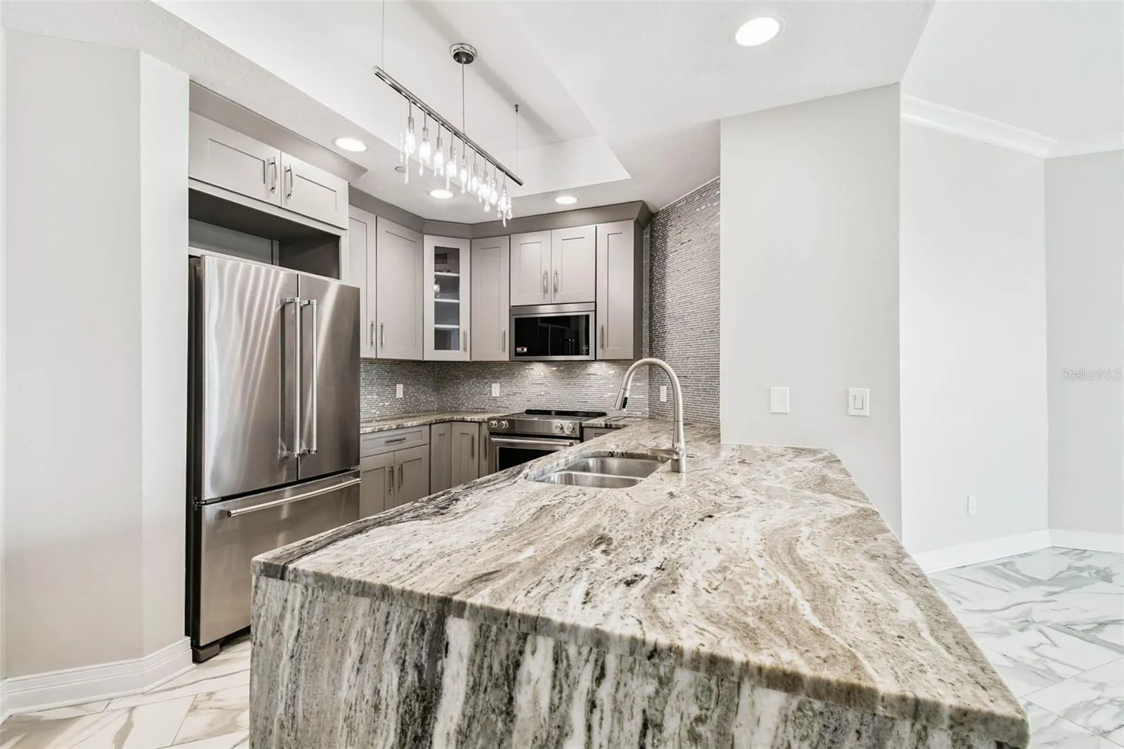 1209 E CUMBERLAND AVE #1502, #1502
