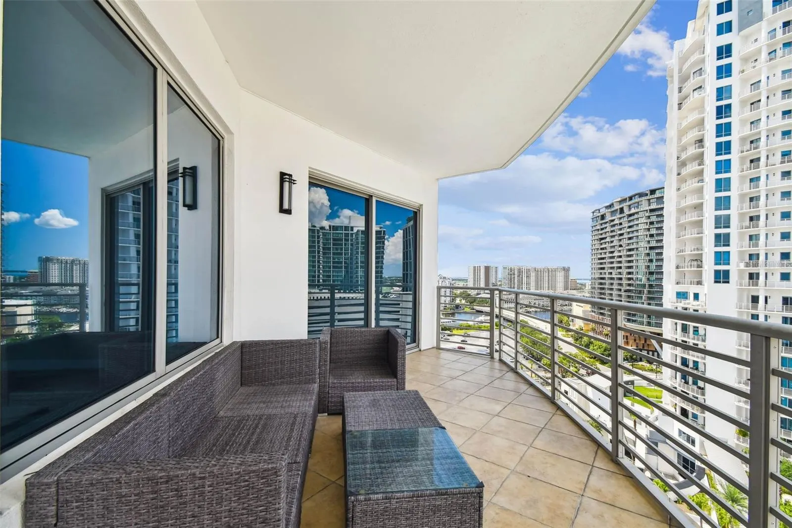 1209 E CUMBERLAND AVE #1502, #1502