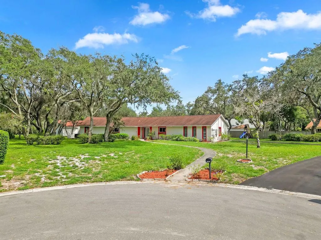 4509 HICKORY CREEK LN