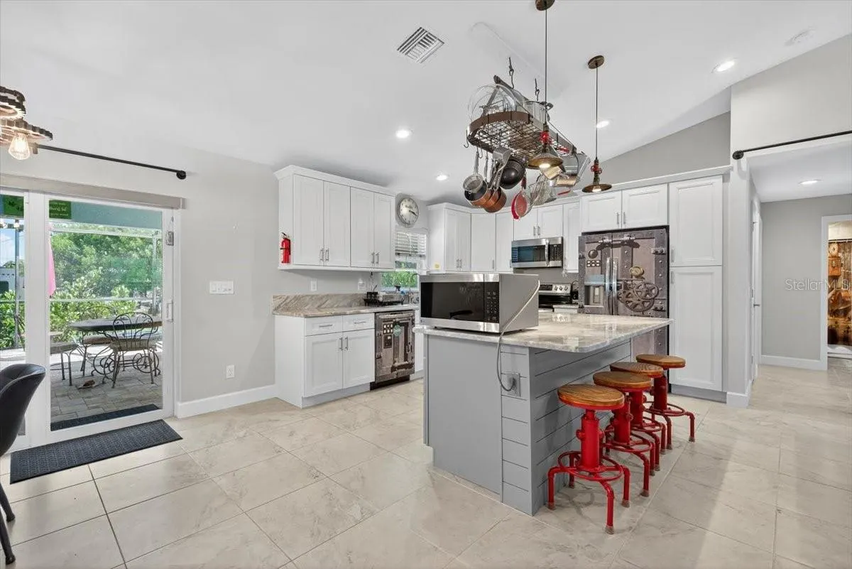 11149 OCEANSPRAY BLVD