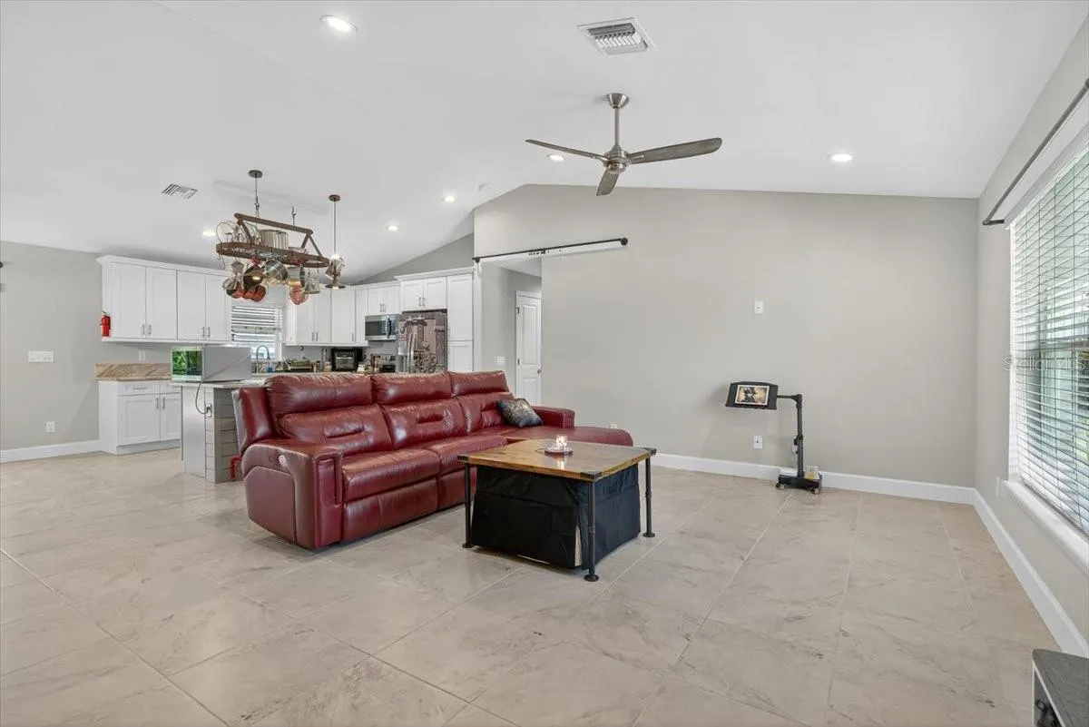 11149 OCEANSPRAY BLVD