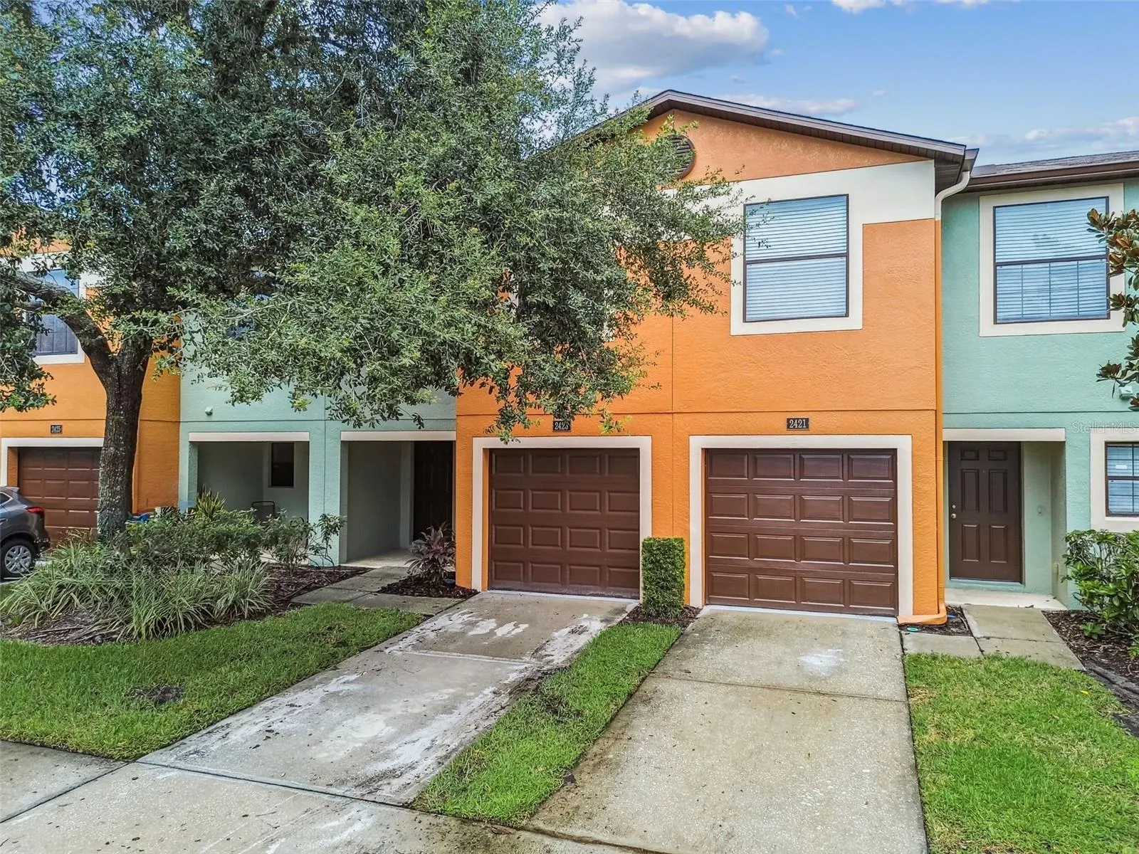 2423 HIBISCUS BAY LN