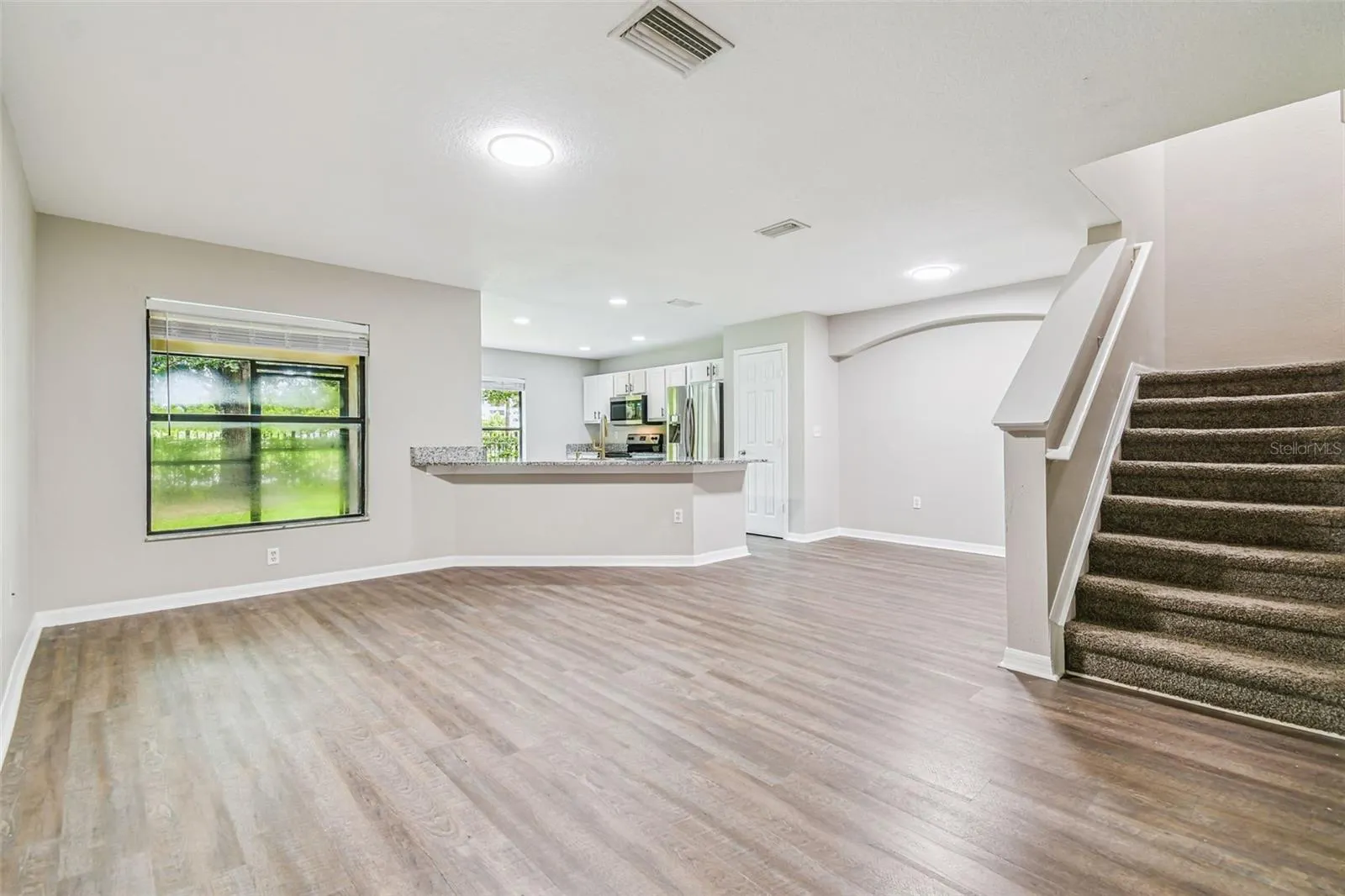 2423 HIBISCUS BAY LN