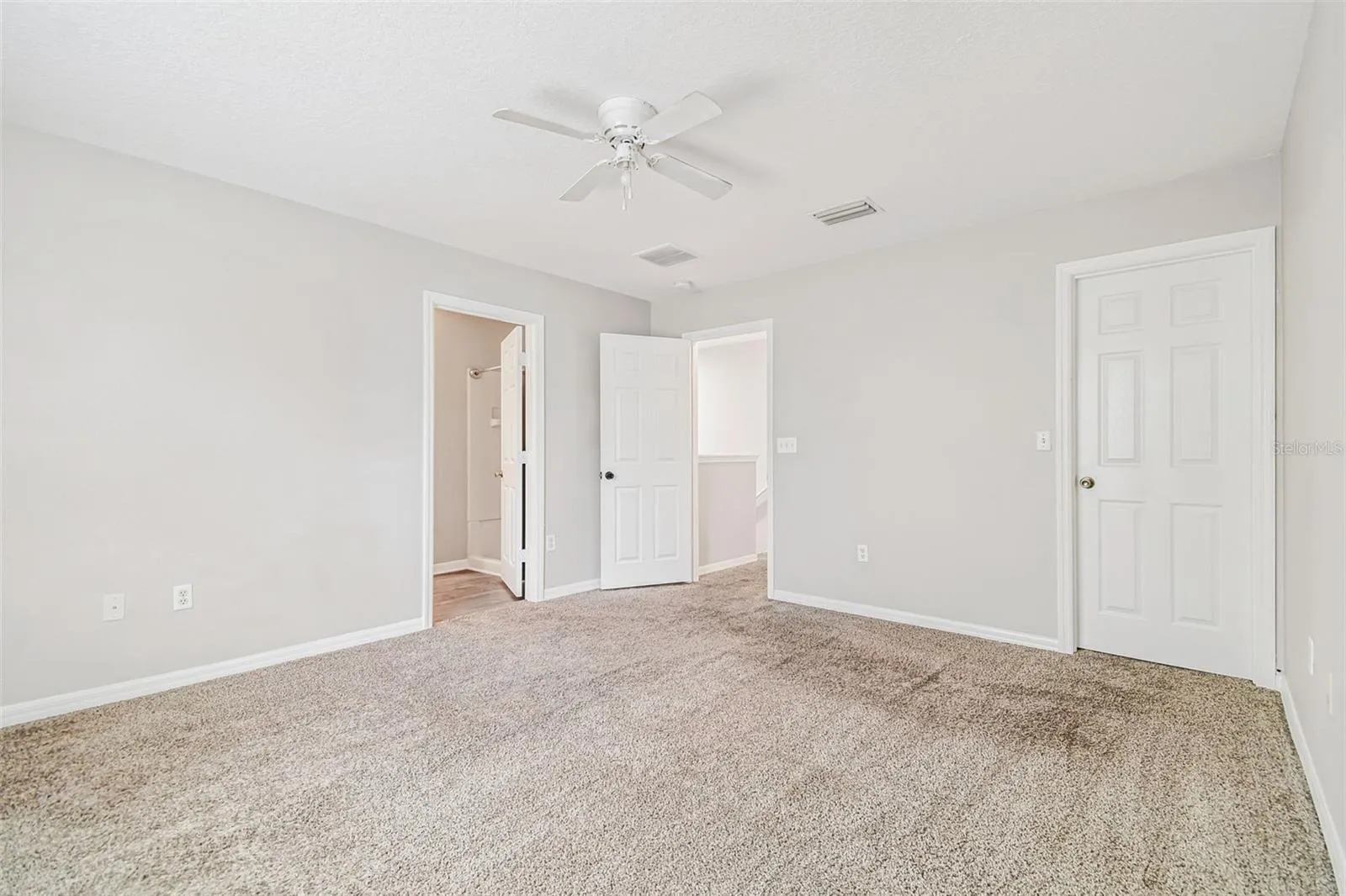 2423 HIBISCUS BAY LN
