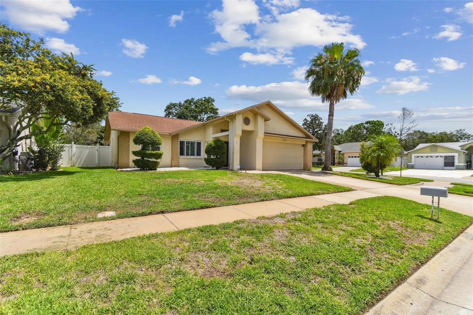 3079 LAHLOR LN