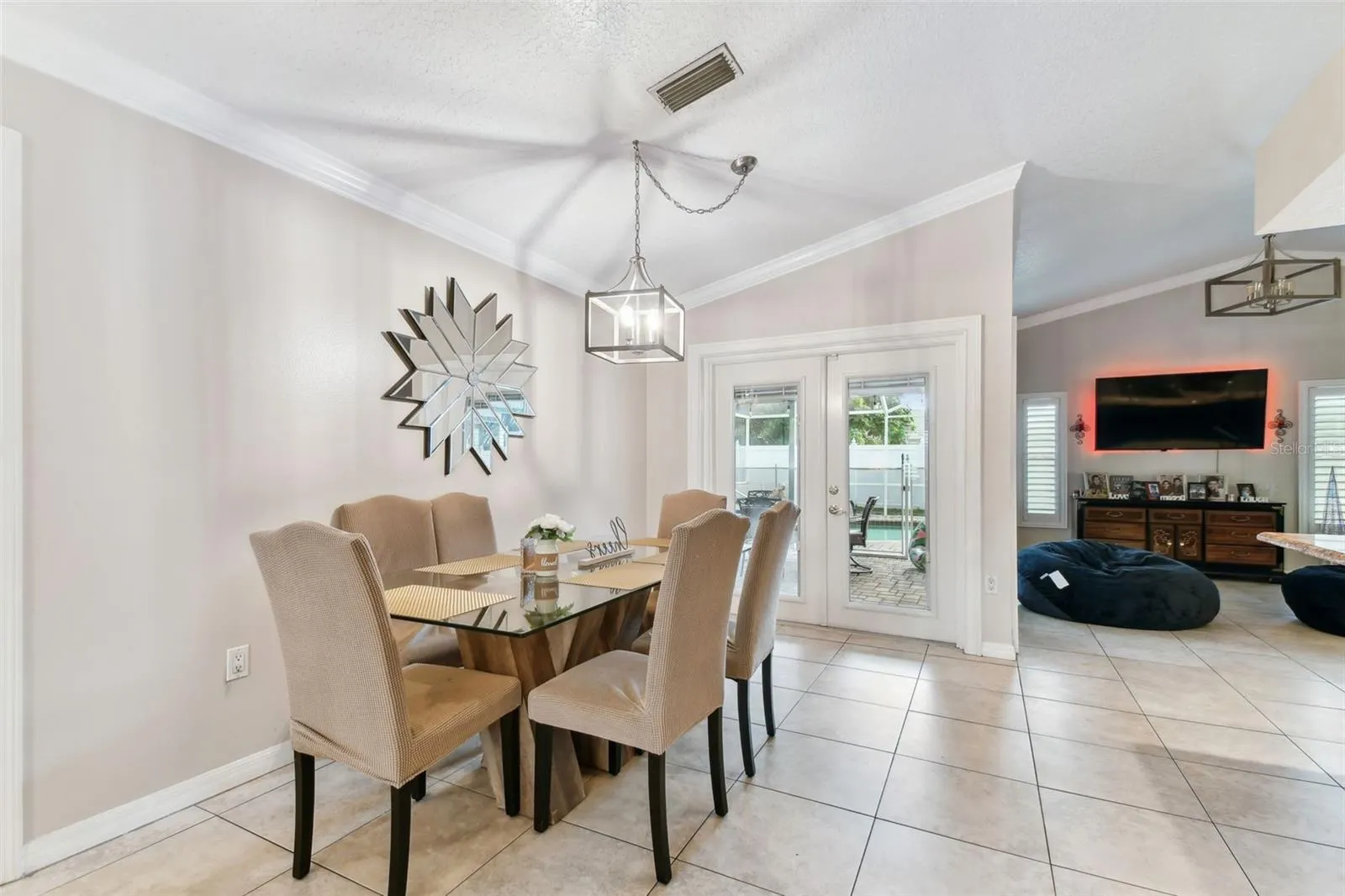 3079 LAHLOR LN