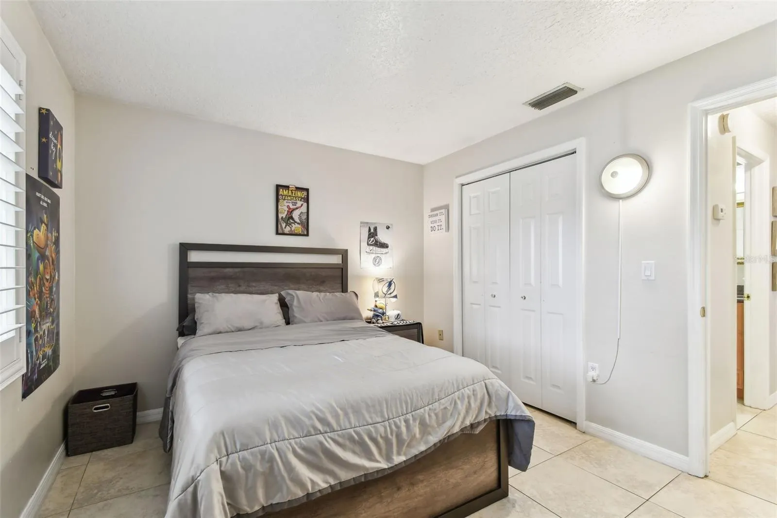 3079 LAHLOR LN