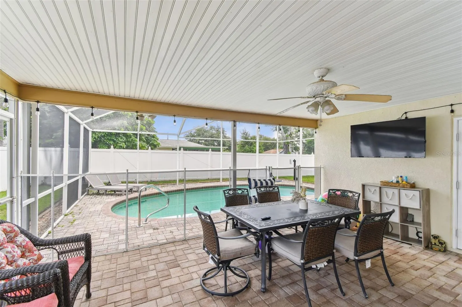 3079 LAHLOR LN