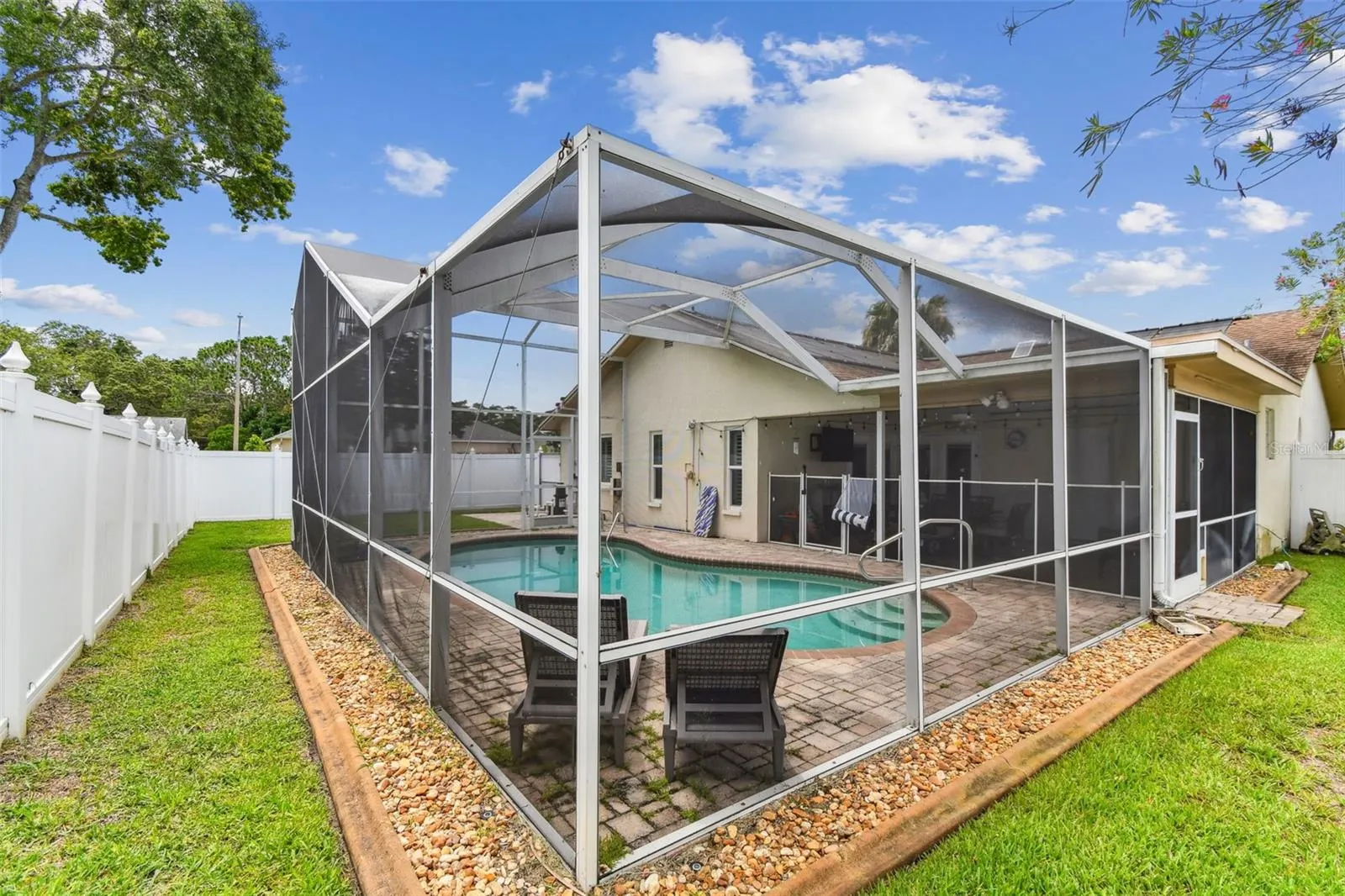 3079 LAHLOR LN