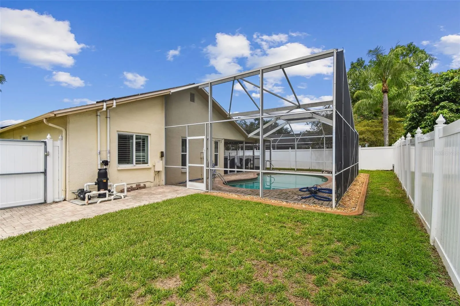 3079 LAHLOR LN