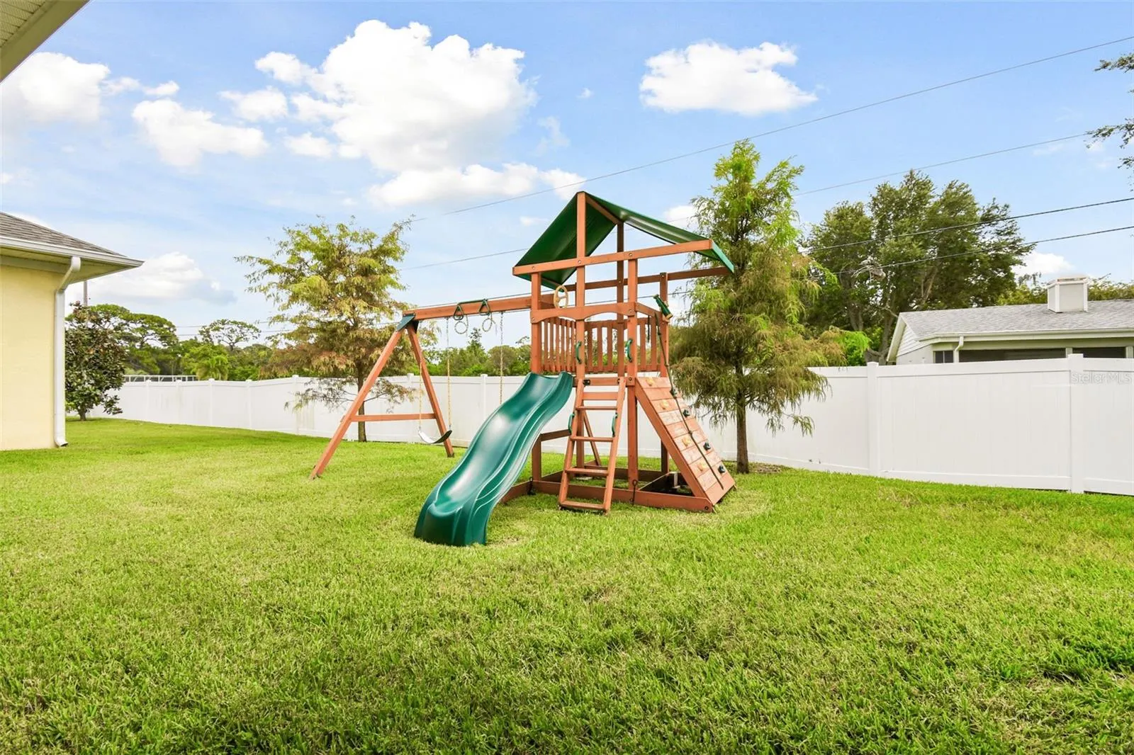 2973 BREEZY MEADOWS