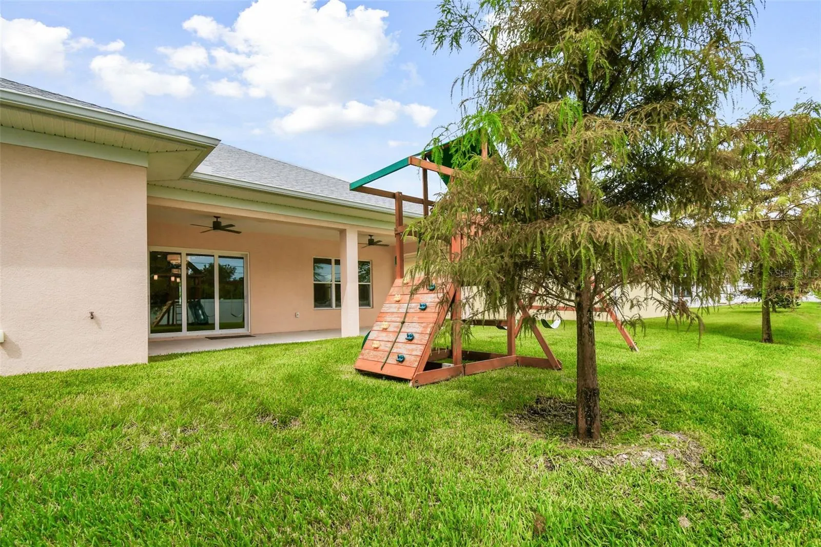 2973 BREEZY MEADOWS