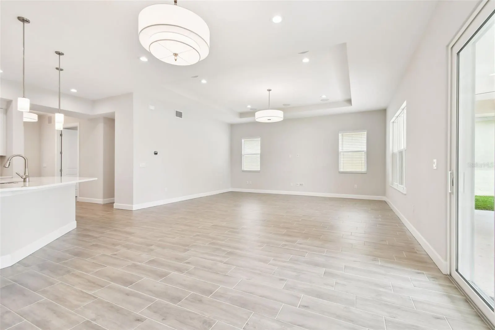 2973 BREEZY MEADOWS