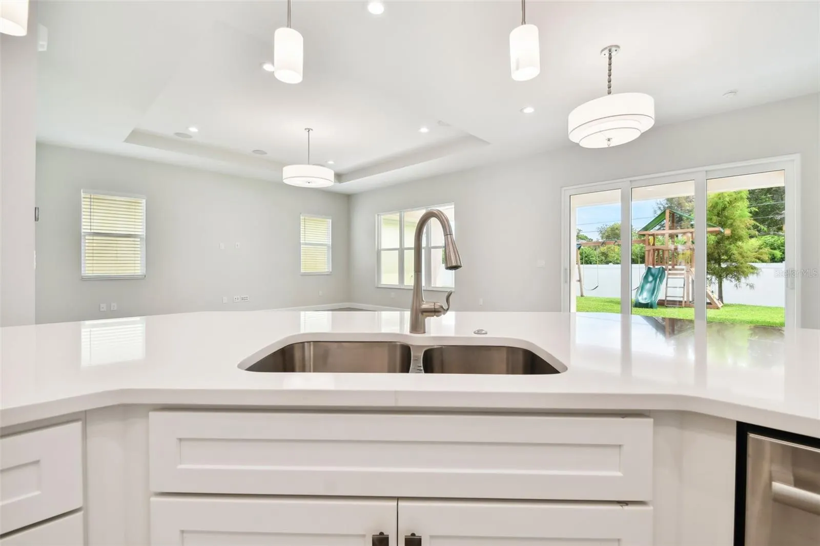 2973 BREEZY MEADOWS