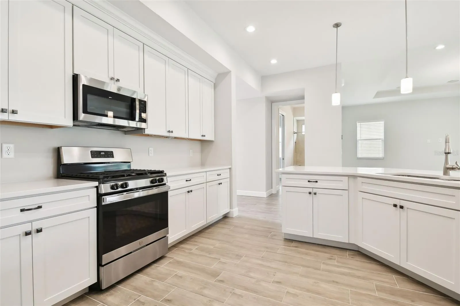 2973 BREEZY MEADOWS