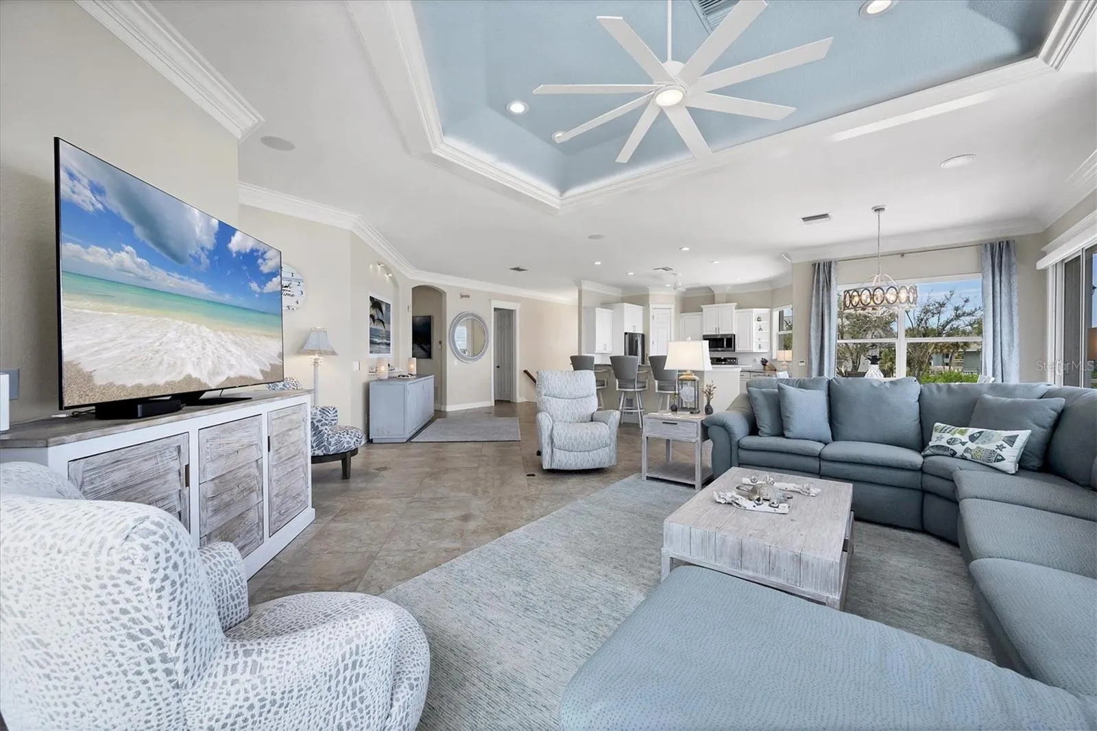 4111 N BEACH RD