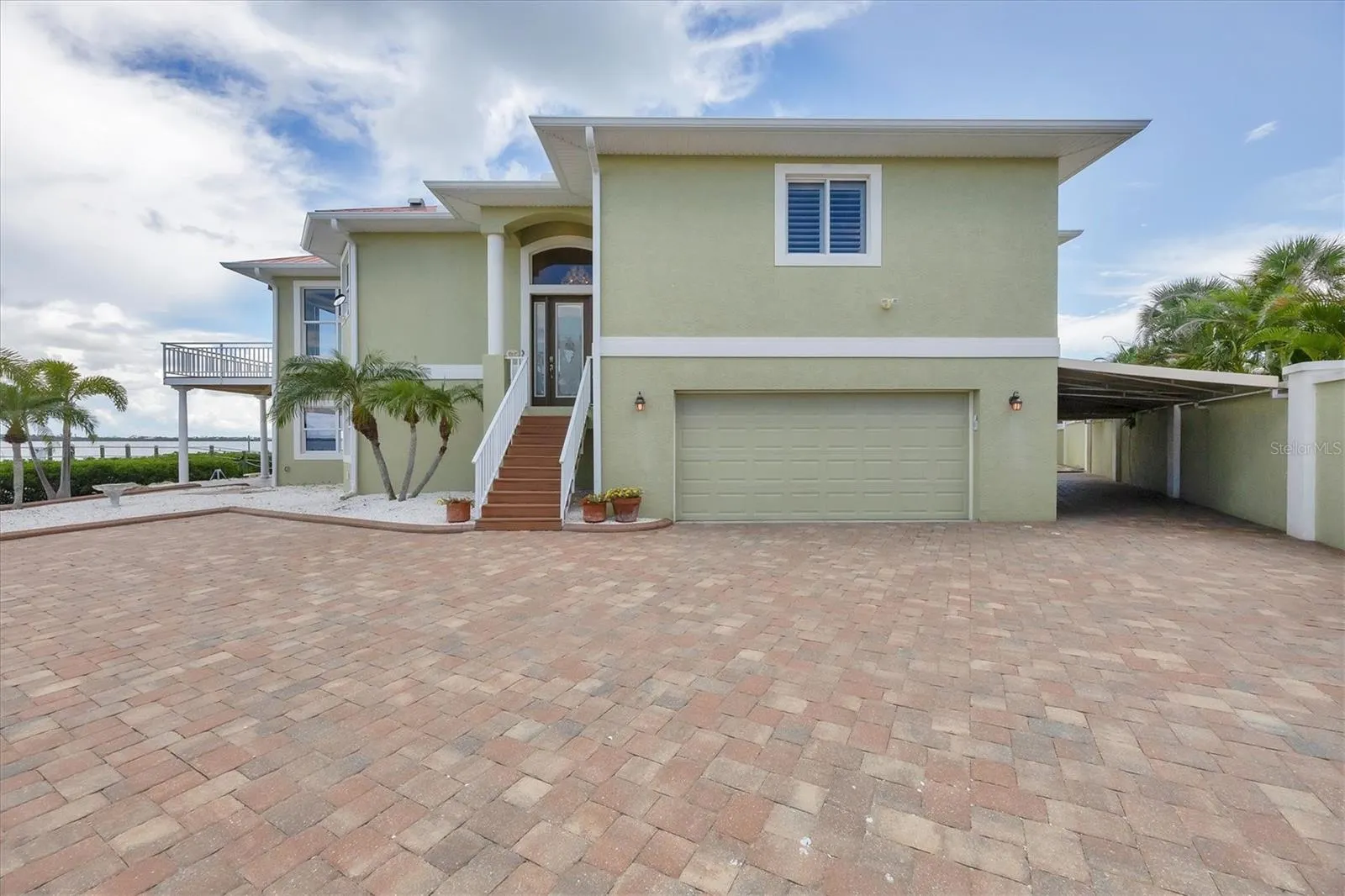 4111 N BEACH RD