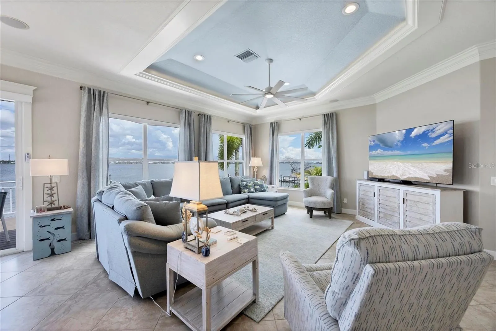 4111 N BEACH RD