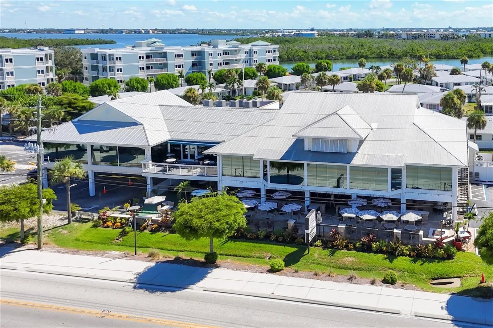 4111 N BEACH RD