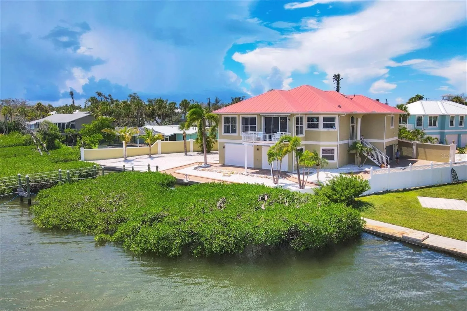 4111 N BEACH RD