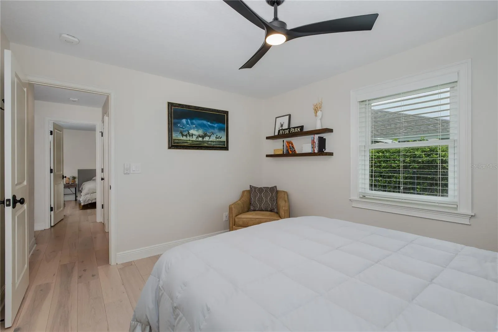 3139 HYDE PARK DR