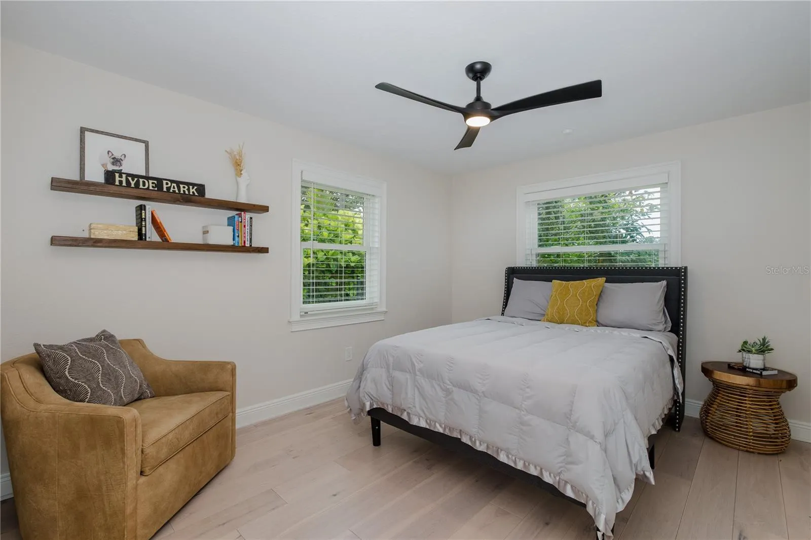 3139 HYDE PARK DR