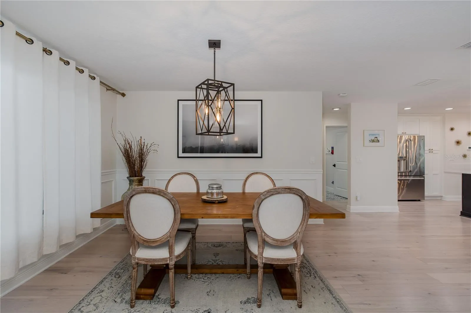 3139 HYDE PARK DR