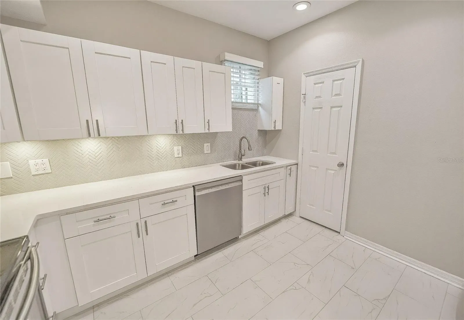 501 KNIGHTS RUN AVE #5102, #5102