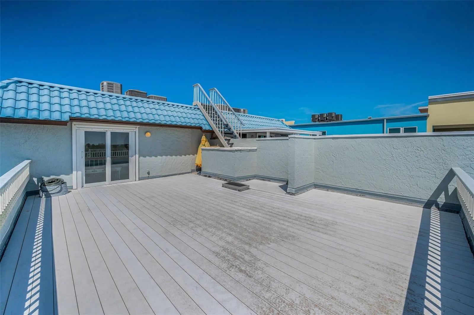 2300 BEACH TRL #5, #5