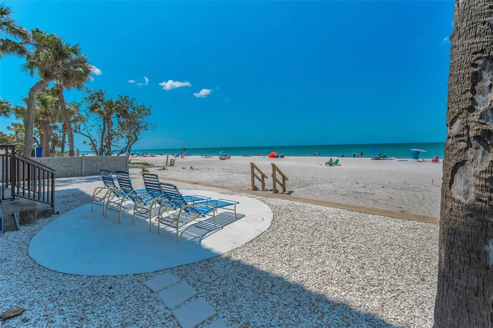 2300 BEACH TRL #5, #5