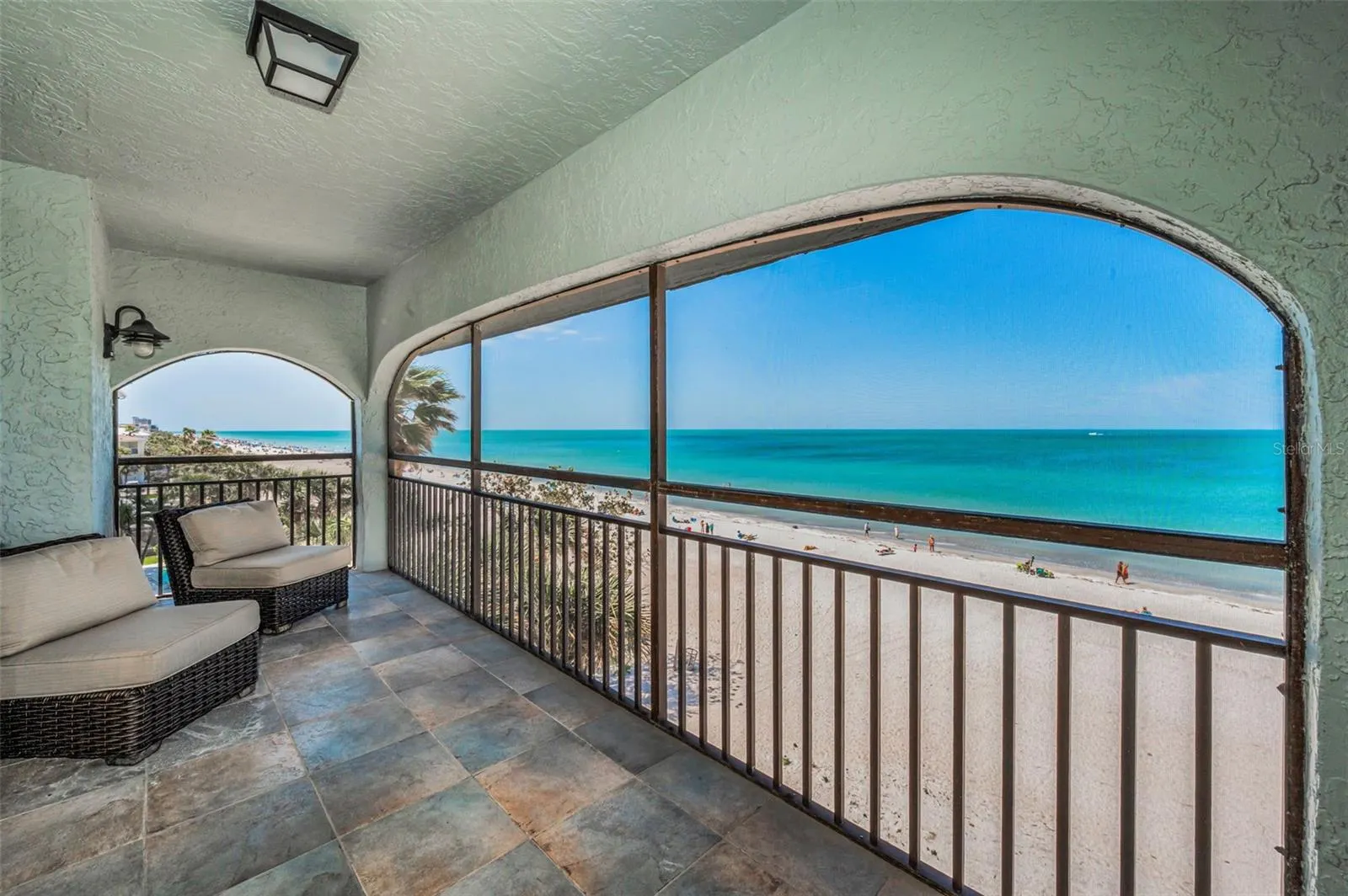 2300 BEACH TRL #5, #5