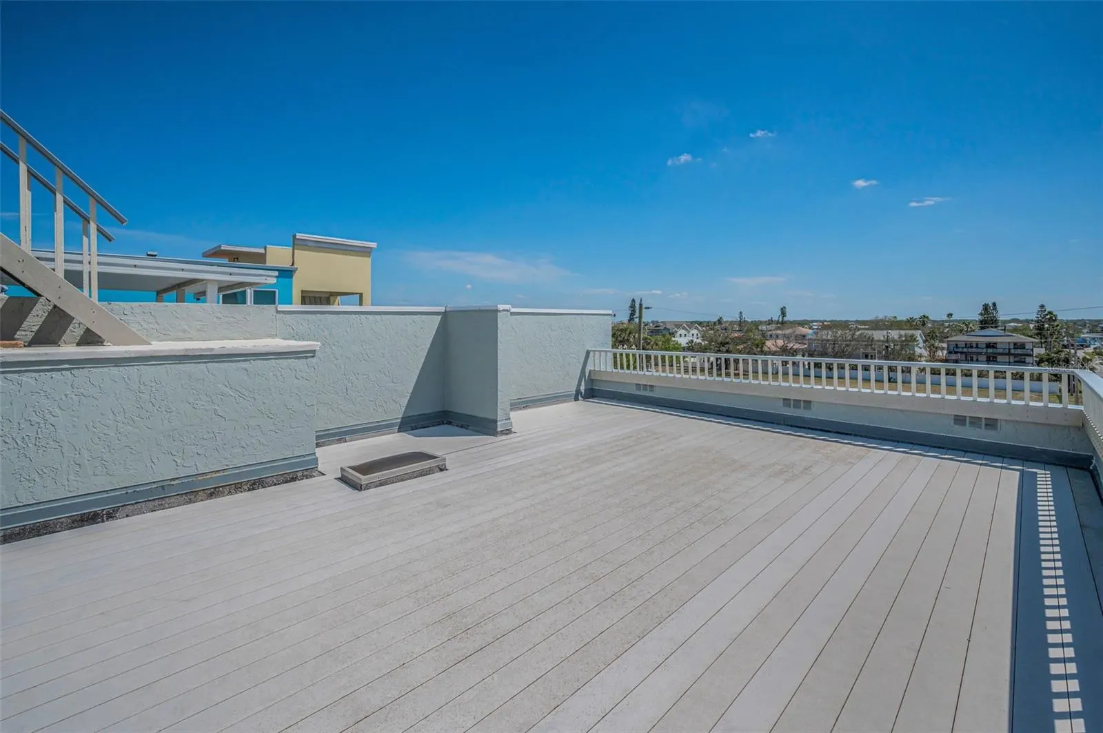 2300 BEACH TRL #5, #5