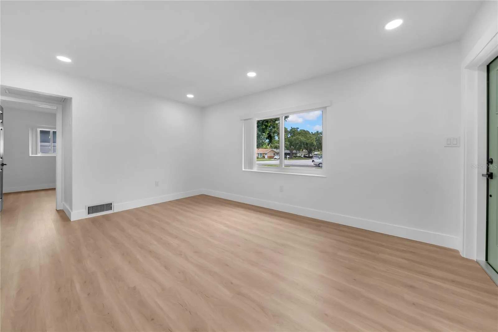 4496 58 ST N