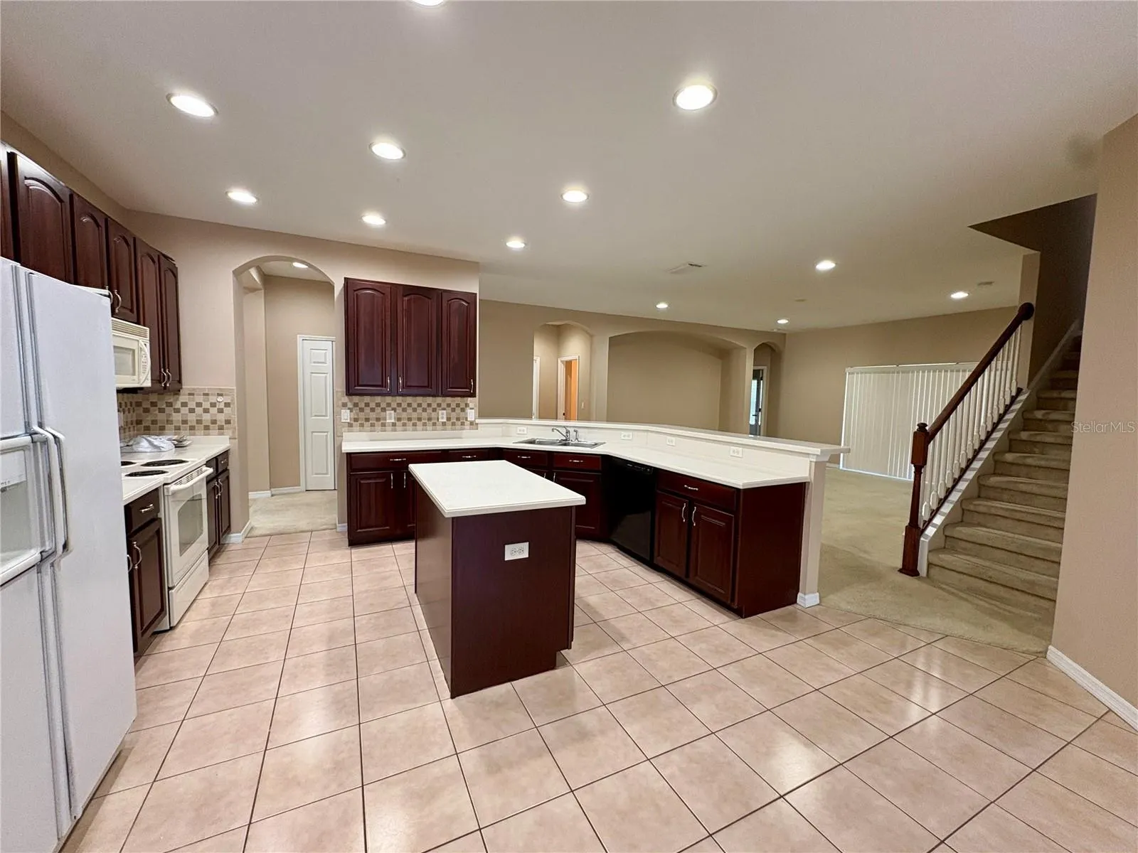 1849 MIRA LAGO CIR