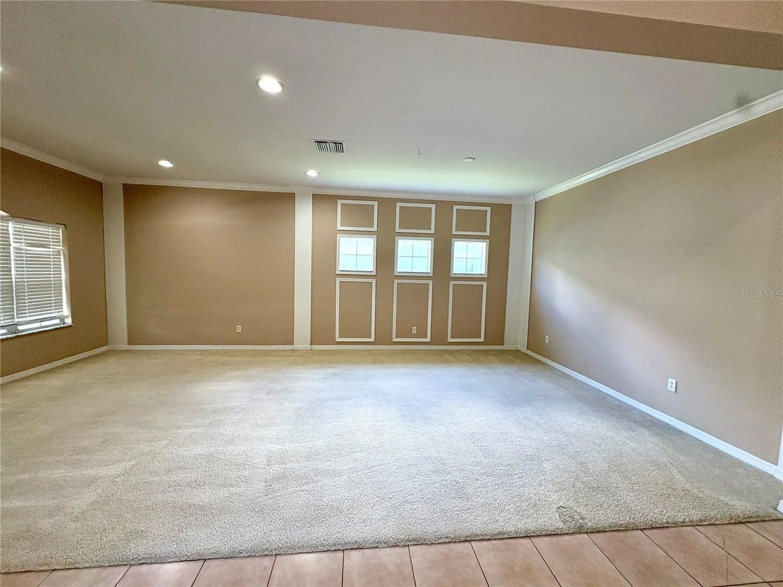 1849 MIRA LAGO CIR