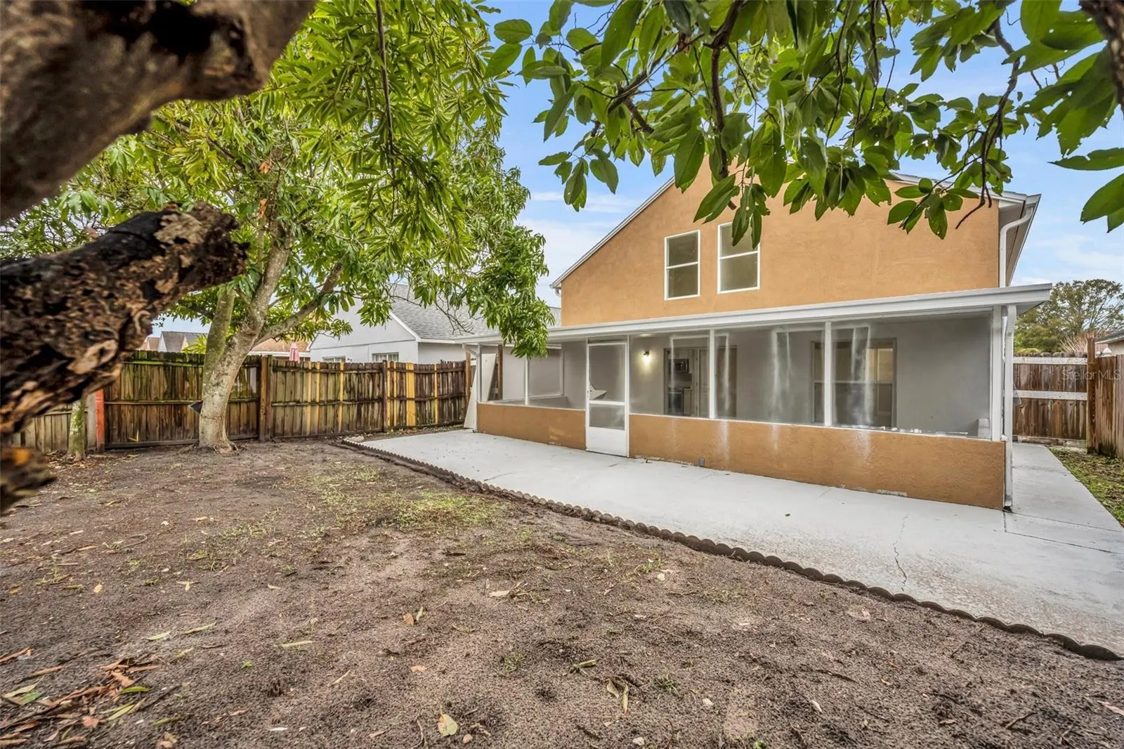 2267 SANTA LUCIA ST