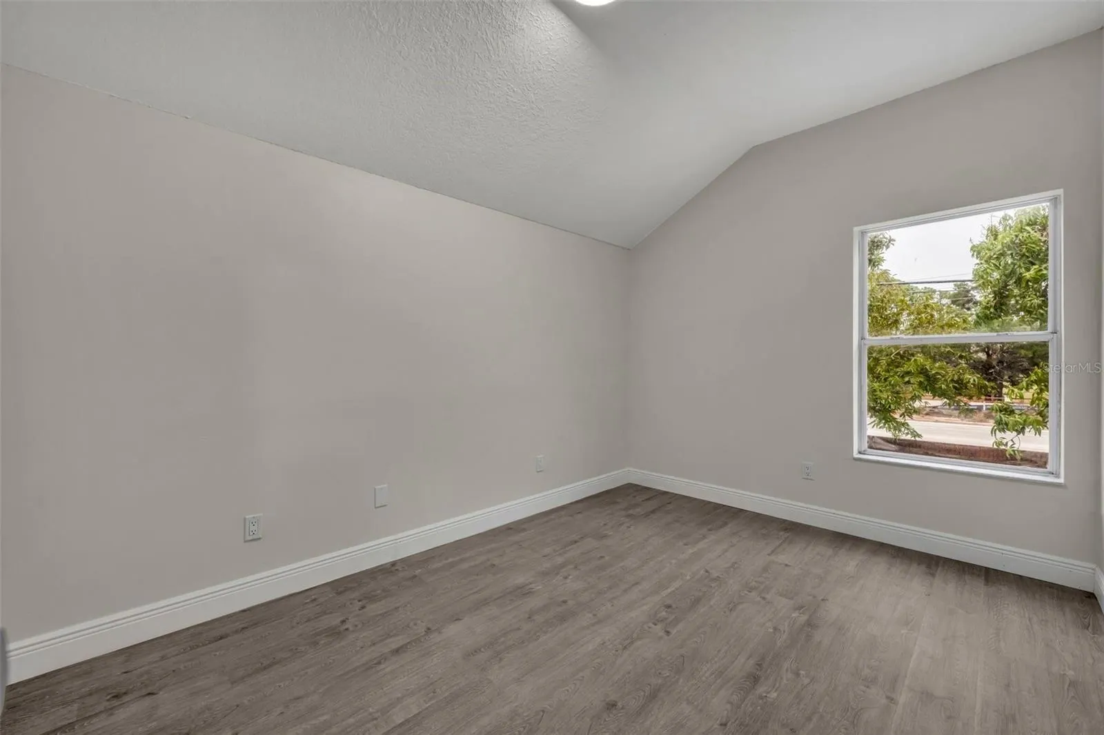 2267 SANTA LUCIA ST