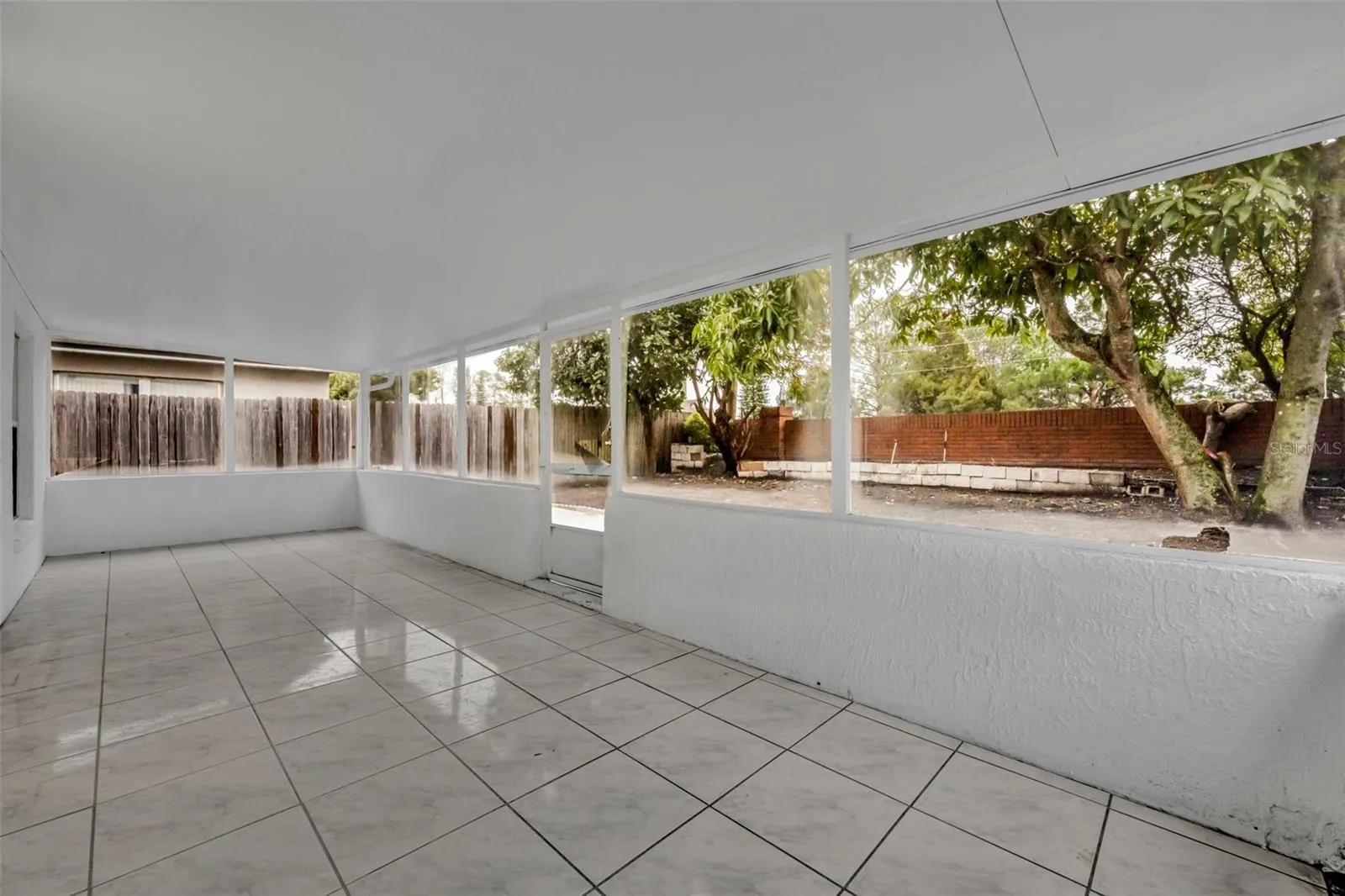 2267 SANTA LUCIA ST