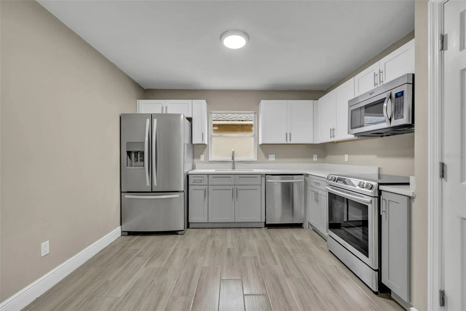 2267 SANTA LUCIA ST